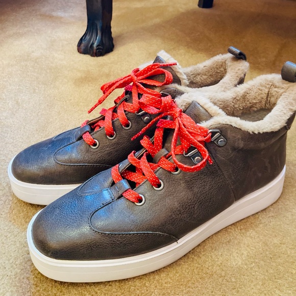 Clarks Hero Hiker size 9M US